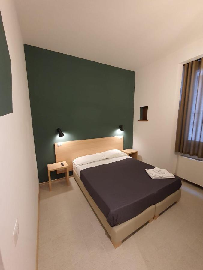 Guest House Viaroma San Severino Marche Extérieur photo