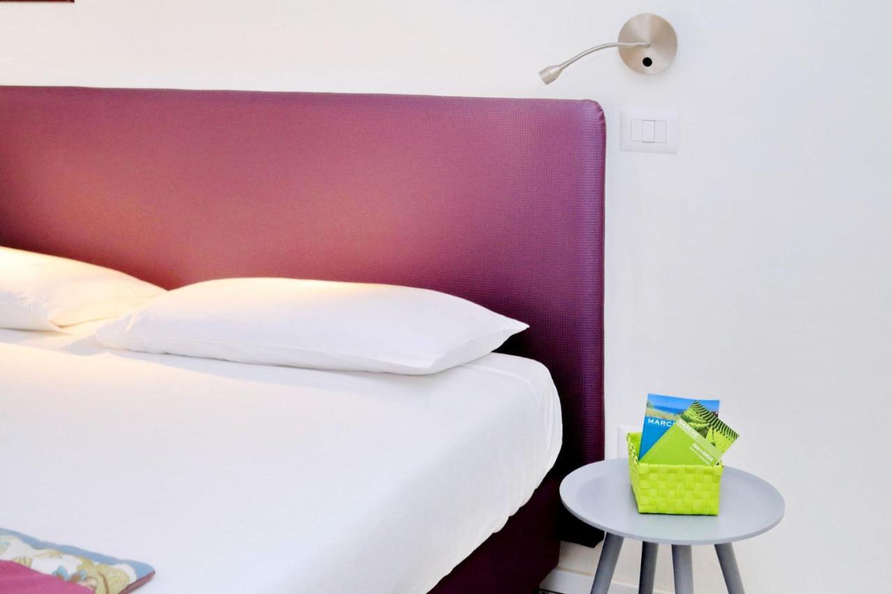 Guest House Viaroma San Severino Marche Extérieur photo