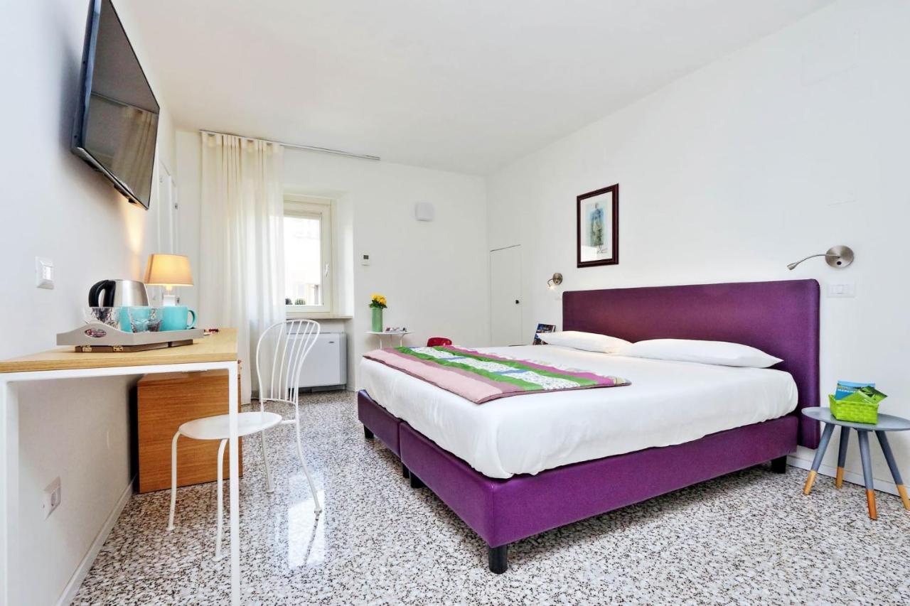 Guest House Viaroma San Severino Marche Extérieur photo