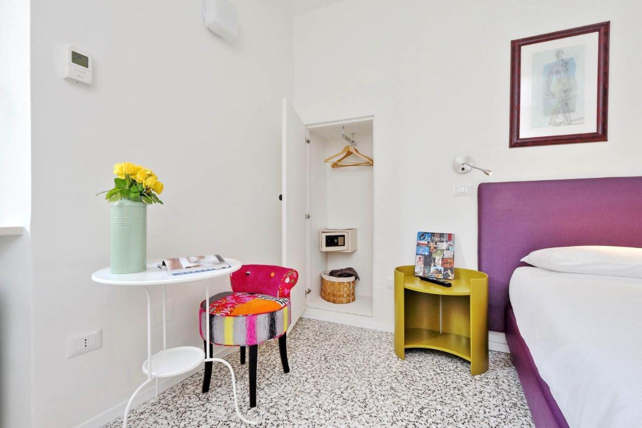 Guest House Viaroma San Severino Marche Extérieur photo