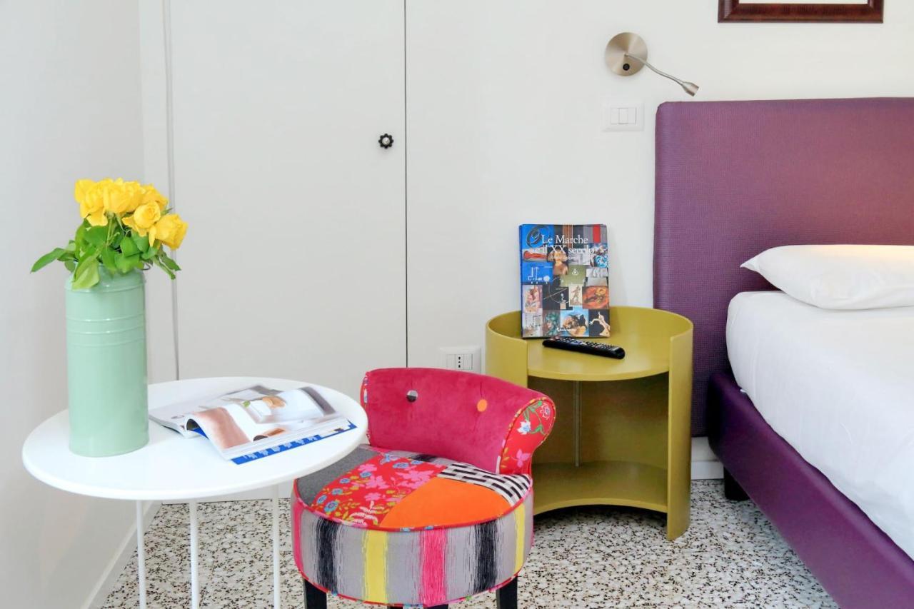 Guest House Viaroma San Severino Marche Extérieur photo