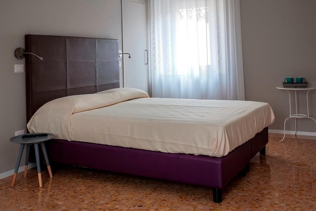 Guest House Viaroma San Severino Marche Extérieur photo